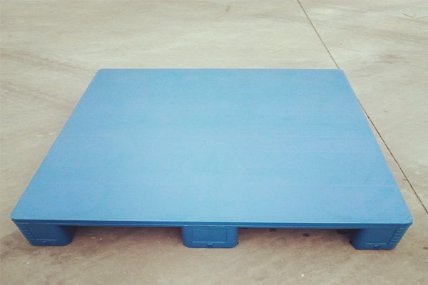 平板塑料托盤的優勢都有哪些？